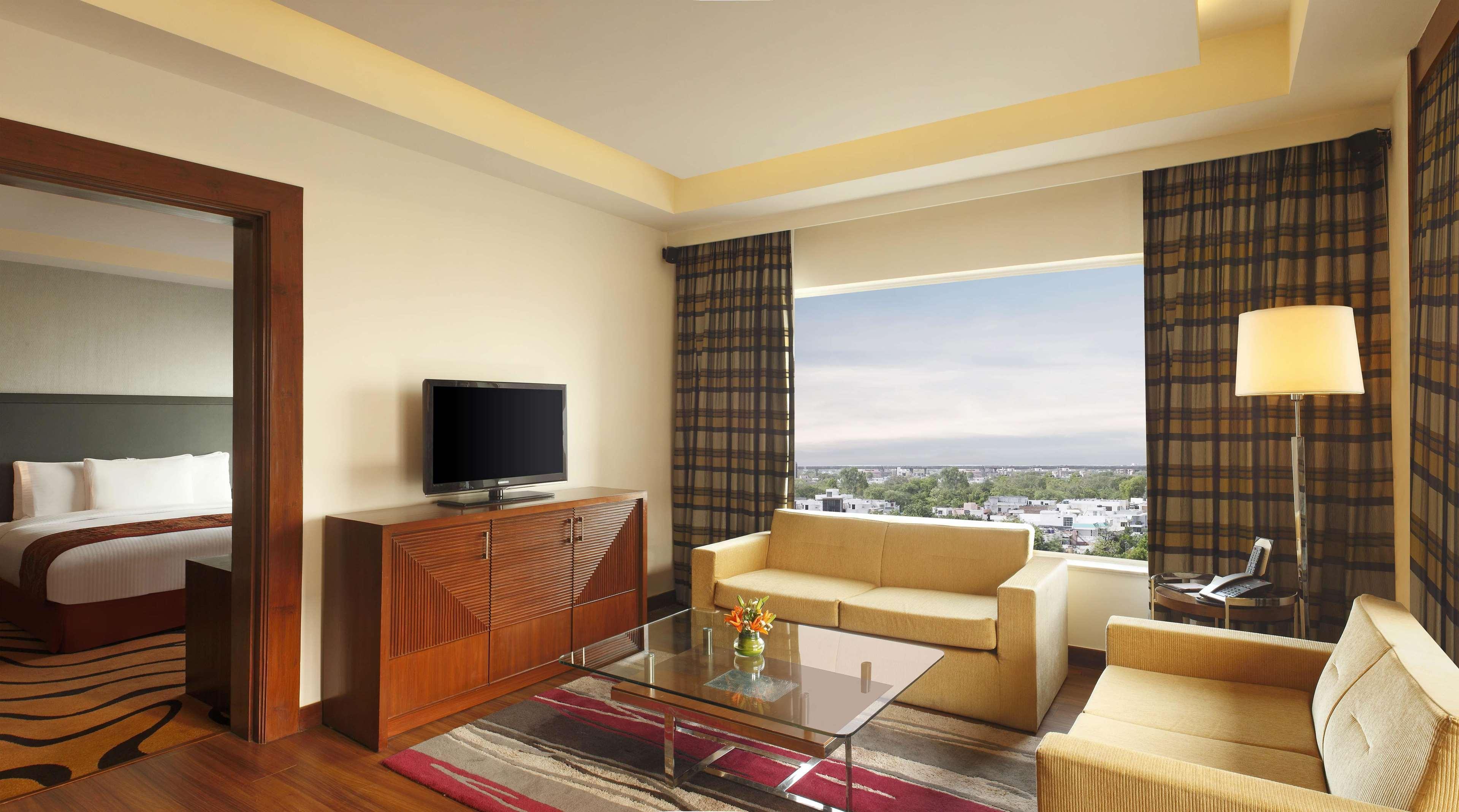 Doubletree By Hilton Gurgaon New Delhi Ncr Ξενοδοχείο Εξωτερικό φωτογραφία